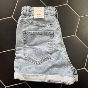 ZARA Mom fit denim shorts size 06